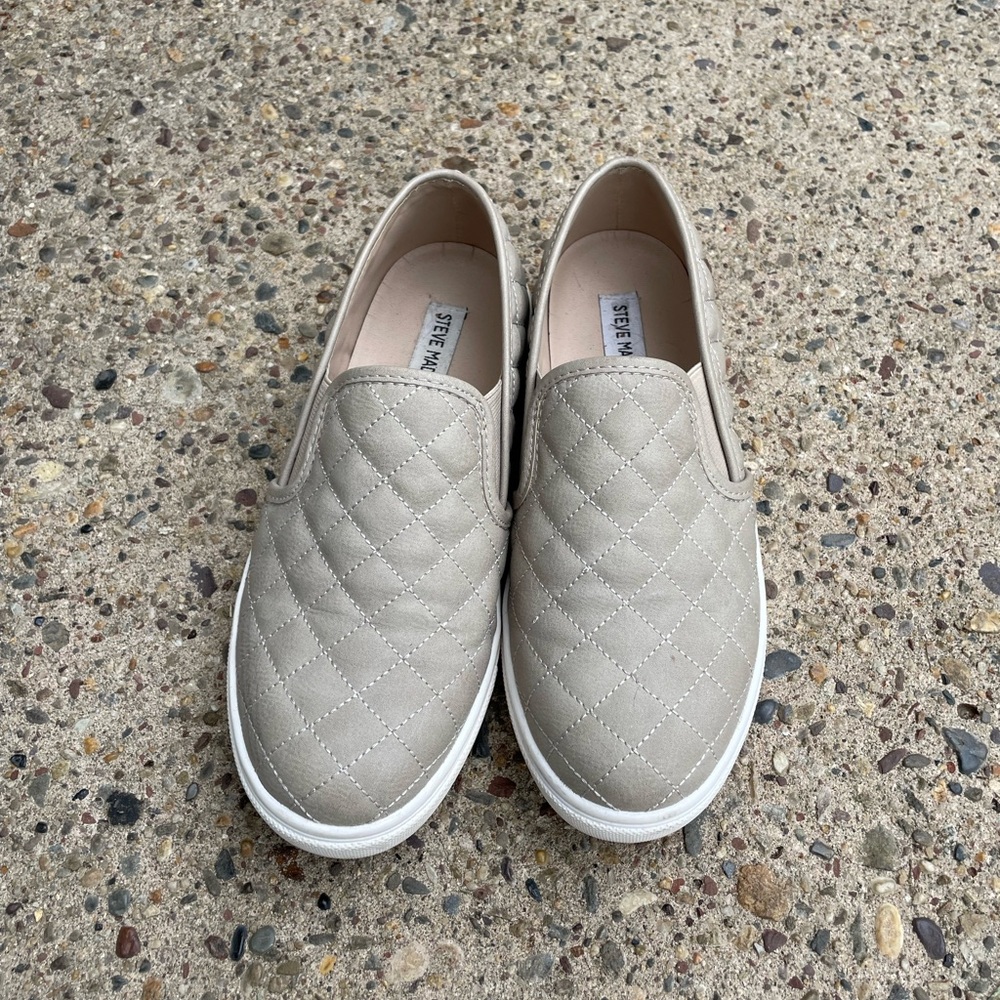 Steve Madden Slip-ons